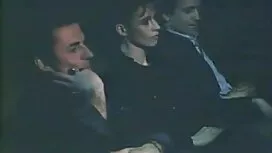 Ден и нощ Меган Тимо ...