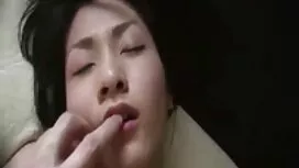Чат момиче се превръ ...